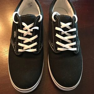 Women’s BRAND NEW Vans